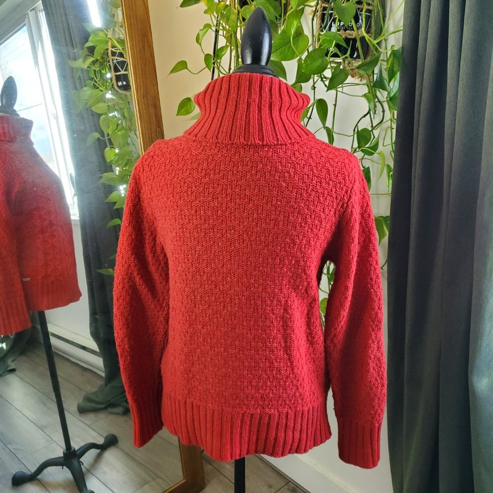 EDDIE BAUER | Turtleneck Cableknit Ribbed Hem Long Sleeve Red Sweater (Size M) - Picture 3 of 12